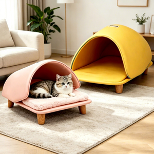 Cama para Mascotas con Forma de Zueco Personalizada, Estructura de Madera Maciza, Cuero Impermeable, Cama Ortopédica Elevada con Patas de Madera y Cubierta Antideslizante - Product Image 1