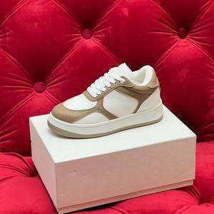 Chaussures en toile haut de gamme à lacets avec détails en mesh, style de créateur de luxe, intégrant de nouveaux éléments de mode - Product Image 6