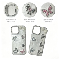 Étui de téléphone de luxe 3D fait main avec nœud papillon pour iPhone 16 15 14 Pro Max, coque personnalisée scintillante avec perles, Fundas Para Celular