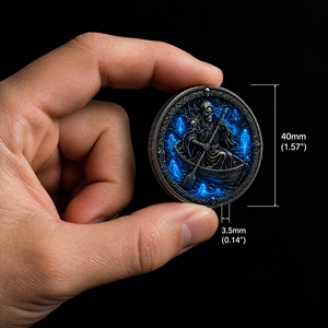 Moneda Conmemorativa de Charón en Relieve 3D Personalizada, Moneda de Desafío de Lujo con Esmalte Azul del Transportador de Almas para Colección Mitológica, Regalo - Product Image 1