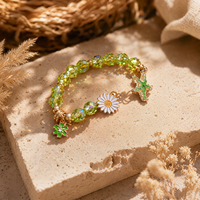 Bracelets de charme élastiques tendance en perles de verre à facettes colorées, motif marguerite et étoile de mer émaillée, style bohème pour l'été et la plage
