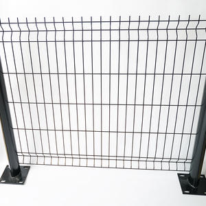 รั้วเหล็กชุบสังกะสีเคลือบด้วยผงสีดำปรับแต่งได้แผงรั้ว3D รั้วสนามพีวีซีเคลือบกลางแจ้ง - Product Image 4