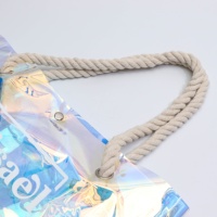 Sac à main en plastique avec logo imprimé personnalisé Sac fourre-tout transparent en PVC laser pour le shopping et les voyages