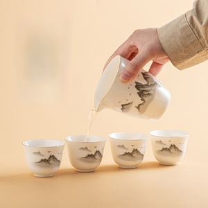 XUANHUI Coffret cadeau personnalisé, ensemble de tasses à café et à thé en céramique en porcelaine plaquée or turque, 6 soucoupes, passe au micro-ondes et au lave-vaisselle, pour les entreprises - Product Image 3