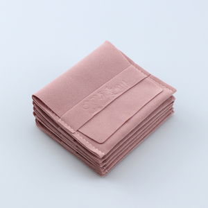 Pochette cadeau pour bijoux en microfibre de velours suédé avec logo personnalisé - Product Image 4
