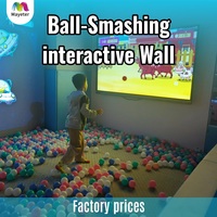Système de jeu interactif mural Mayeter Commercial Immersive Ball Smashing Projection Game System pour aire de jeux intérieure, centre de jeux pour enfants, 60+