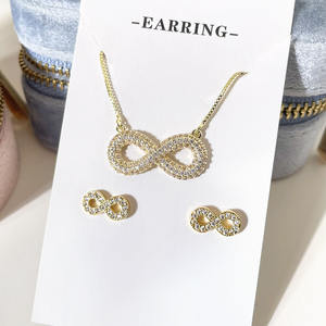 Ensemble de bijoux pour femmes plaqué or 18 carats, boucles d'oreilles et collier avec symbole de l'infini - Product Image 2