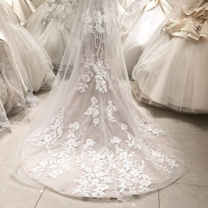 Lsoy053 Elegant Ivory Illusion Lace Ball Gown Bridal <b>Wedding</b> Dress Floral Embroidery Sheath Chapel Train Lace Veil Floor-Length - Product Image 5