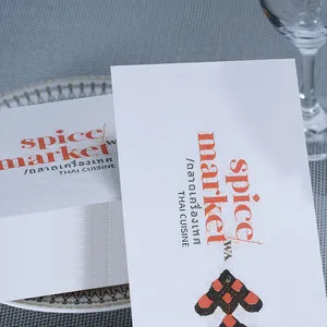 Gepersonaliseerde Wegwerpbedrukking Servetten Cocktail Drankpapier Restaurant Op Maat Bedrukt Tissuepapier Aangepast Logo