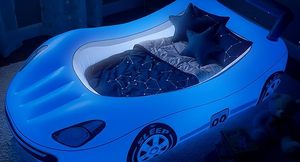 Matelas Gonflable 2-en-1 en Forme <span class=keywords><strong>de</strong></span> Voiture Bleue avec LED Lumineuses, Lit Amovible, Idéal pour le Voyage et le Repos Portable - Product Image 2