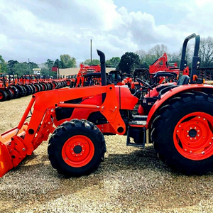 Achetez un tracteur Kubota M7060 de 70 CV à transmission par engrenages, tracteur utilitaire agricole avec pelle avant pour les travaux sur le terrain et en cour. - Product Image 1