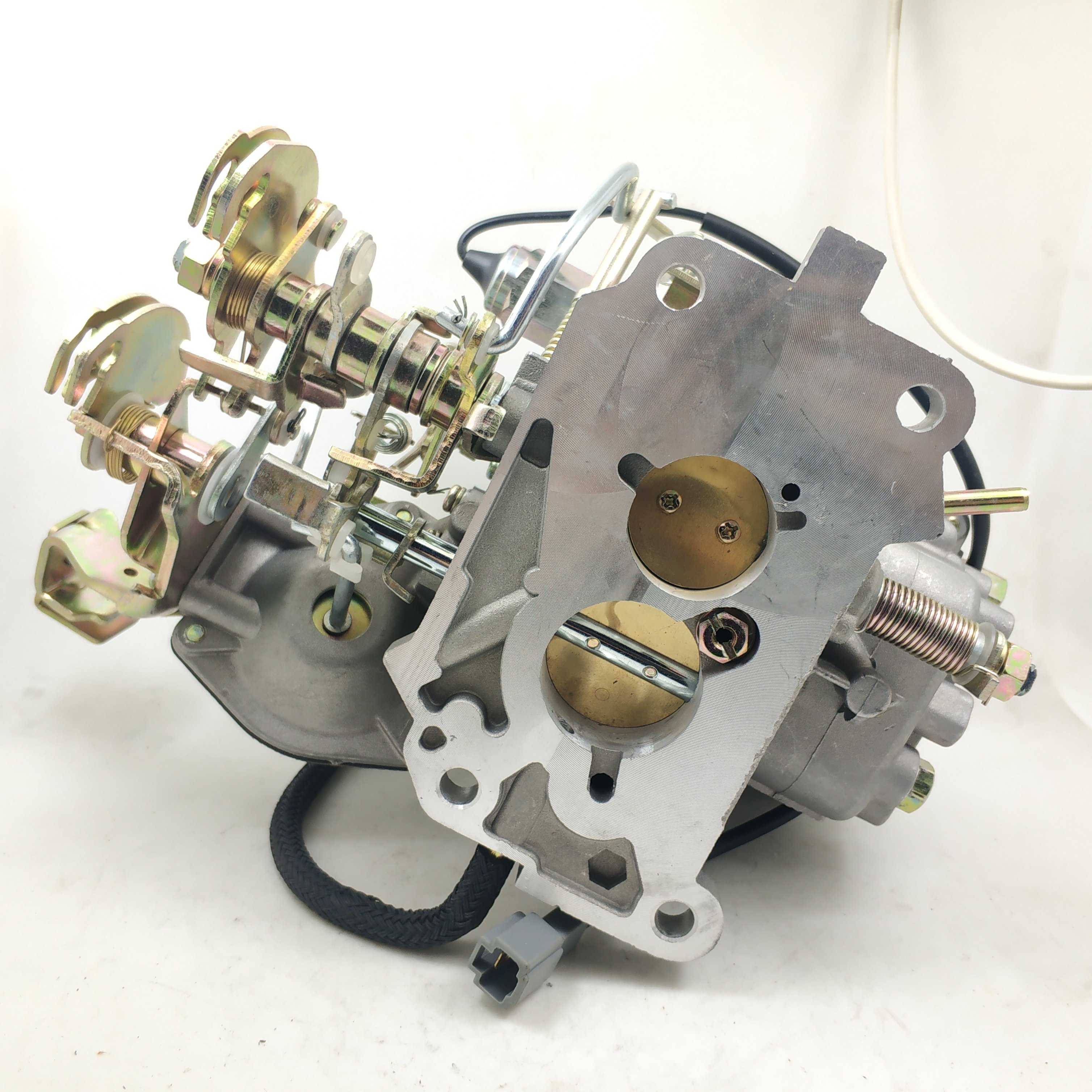 Mazda B3 Carburetor B315 13 600 for B2200 2.2L, 626 Pickup, Bongo