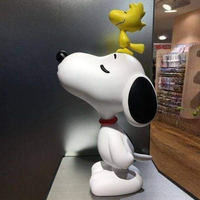 Statue de personnage de dessin animé artistique en résine légère, taille personnalisée, pour décoration de parc extérieur