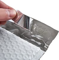 Sacs d'expédition Progo blancs en polyéthylène à bulles, résistants aux déchirures, imperméables, légers, auto-adhésifs et opaques
