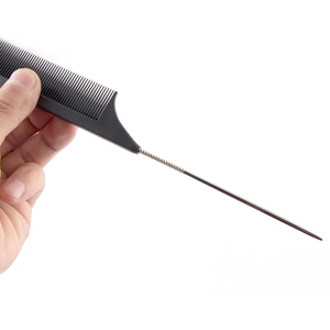 Peines de cola puntiaguda de fibra de carbono estilista, perfectos para separar y desenredar el cabello - Product Image 6