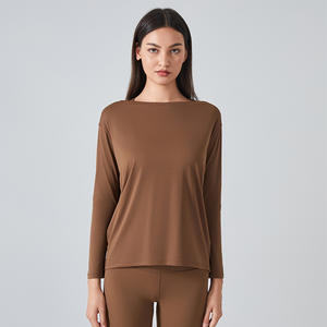 T-shirt à manches longues personnalisé pour femmes Yoga chemise de couverture de <span class=keywords><strong>pompe</strong></span> de gymnastique ample Sport t-shirt à manches longues pour les femmes - Product Image 3