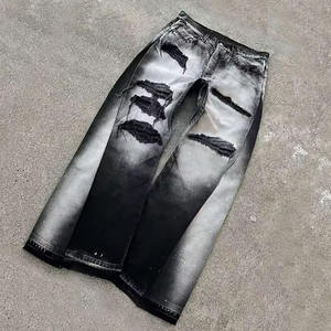 OEM para hombre estilo Y2K pantalones de mezclilla negro sucio lavado Spray Color desgastado acampanado Jeans - Product Image 3
