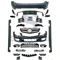 Accessoires automobiles pour Mercedes-Benz W204 : Kit carrosserie C63 AMG incluant pare-chocs, calandre, jupes latérales, capot, feux automobiles et sorties d'échappement