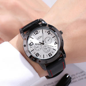 Montre-bracelet élégante et décontractée pour homme avec des marqueurs exquis Offre spéciale de vacances - Product Image 1