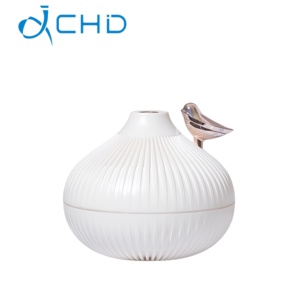 New Arrival USB Home Humidifier 300ml Cool Mist With <b>LED</b> & Aromatherapy <b>Diffuser</b> Household Hotel Use Aromatherapy Function Enhan - Product Image 1