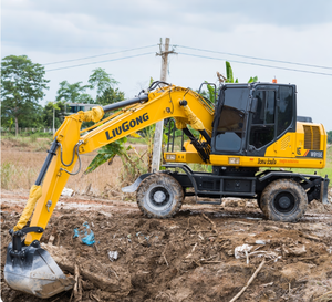Excavatrice Liugong W915E, excavatrice sur roues de 15 tonnes, haute mobilité, travaux de construction routière urbaine - Product Image 1