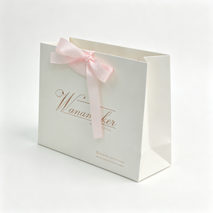 Bolsas de Regalo de Papel Impresas Personalizadas con Asa de Cinta de Satén para Pulseras, Collares, Pendientes, Anillos, Relojes, Gemas y Joyería - Product Image 1