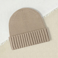 Bonnet unisexe vintage en tricot côtelé avec logo personnalisé, bleu brume et blanc, à revers, chaud et extensible pour l'hiver, vente en gros OEM, avec nœuds et lettres