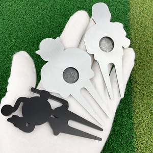 Tees de golf metálicos con forma humana y marcador de bola magnético, juego para golf - Product Image 4