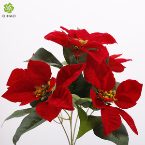 Flores Navideñas Artificiales de Poinsettia Rojas de Plástico para Decoración Interior y Exterior al por Mayor QH-55006 - Product Image 5