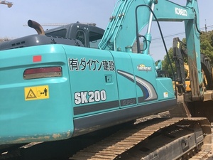 Second hand Original Japan Kobelco SK200-8 20 Ton Used Hydraulic Crawler Excavator Engine on hot sale - Product Image 2