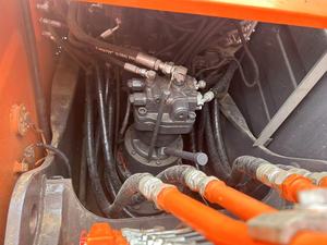 Excavatrice hydraulique originale sur chenilles Hitachi ZX120-6 d'occasion japonaises en bon état avec engrenage moteur diesel et stock de pompe à vendre - Product Image 6