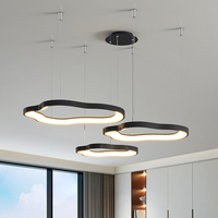 2023 lampe moderne nordique fleur Style personnalisé décoratif 3 anneaux acrylique plafond LED lustre pendentif lumières pour salle à manger
