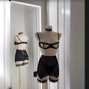 高品质服装镂空文胸三角裤性感套装女性内衣5件套内衣 - Product Image 5