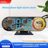 Réveil de bureau LED minimaliste transfrontalier avec éclairage d'ambiance, affichage numérique multifonctionnel et design créatif effet miroir
