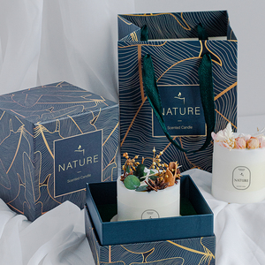 Bougie parfumée <span class=keywords><strong>en</strong></span> cire de soja de luxe à étiquette privée, design fleurs séchées avec pot <span class=keywords><strong>en</strong></span> verre et base <span class=keywords><strong>en</strong></span> bois pour les célébrations de Diwali et de la fête des pères - Product Image 5