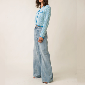 <span class=keywords><strong>Cardigan</strong></span> da <span class=keywords><strong>donna</strong></span> in maglia azzurra: un cappotto testurizzato con tasche con un frontale abbottonato, adatto per il Casual retrò - Product Image 3