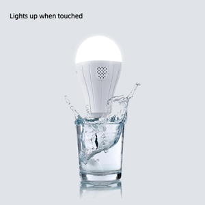 Bombilla LED de Emergencia Recargable Inalámbrica Portátil con Base B22/E27, Batería de 1500 mAh, Temperatura de Luz de 3000-6500 K - Product Image 2