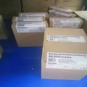 Contrôleur programmable Siemens 6ES7511-1FK02-OABO 16 entrées/sorties Mémoire Flash Ethernet Profibus Contrôle d'automatisation industrielle - Product Image 2