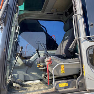 Excavatrice sur chenilles Volvo EC300E d'occasion, 24 tonnes, fabrication suédoise, moteur Robus haute performance, puissance 177 kW, pour travaux miniers et de construction - Product Image 5