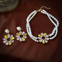 Mode femmes fête de mariage doux coloré cristal fleur collier boucle d'oreille ensemble de bijoux perle tour de cou collier boucle d'oreille ensemble
