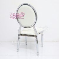 Venta al por mayor de fábrica: Juego de muebles de hotel duradero con electrochapado, sillas de banquete de boda estilo Luis Boucle plateadas, para eventos hospitalarios.