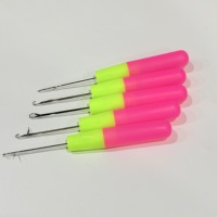 Uncinetto in Metallo e Plastica Rosa di Alta Qualità per Extension di Capelli e Parrucche, Vendita all'Ingrosso