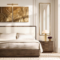 Lit souple King Size à cadre en bois de chêne massif CIRO avec rembourrage beige Design traditionnel pour chambre à coucher Meubles de maison