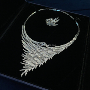 2025เครื่องประดับแฟชั่น Bespoke แหวนทอง9K/14K/18K ชุดสตรีแหวนเพชรรูปหงส์แหวนเพชรสีขาวสำหรับสุภาพสตรี - Product Image 1