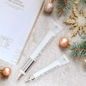 Ensemble de soulagement avancé des rougeurs et irritations : Appareil V21 ExSolution avec ampoule à formule apaisante inspirée de la dermatologie - Product Image 2