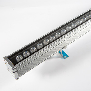 Barra de Luz LED de Aluminio para Exteriores, 5000K, IP65, 70lm/W, Luz Diurna, Control DMX, CRI 90, Garantía de 2 Años, Regulable, AC - Product Image 5