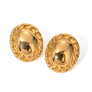 Pendientes Redondos de Acero Inoxidable con Baño de Oro de 18k, con Detalle de Cuerda, Centro Liso, Unisex, para Uso Diario - Product Image 5