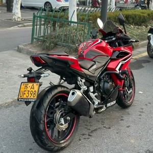 Motocicleta Deportiva Honda CBR 400 R 2026 de Alta Gama, Ideal para Carreras y Desplazamientos Urbanos, con Motor Refrigerado por Líquido para Recorridos Urbanos y Largos - Product Image 4