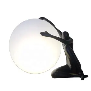 北欧の彫刻像常夜灯抱きしめるボールテーブルランプ抽象芸術家の装飾ギフト美容ディスプレイランタンルーム