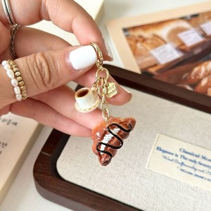 ヘシオン新ファッションコーヒーパン色キーリングブレケット赤チェリークリスタルキーリングチェーンキーリング誕生日ギフト用 - Product Image 2